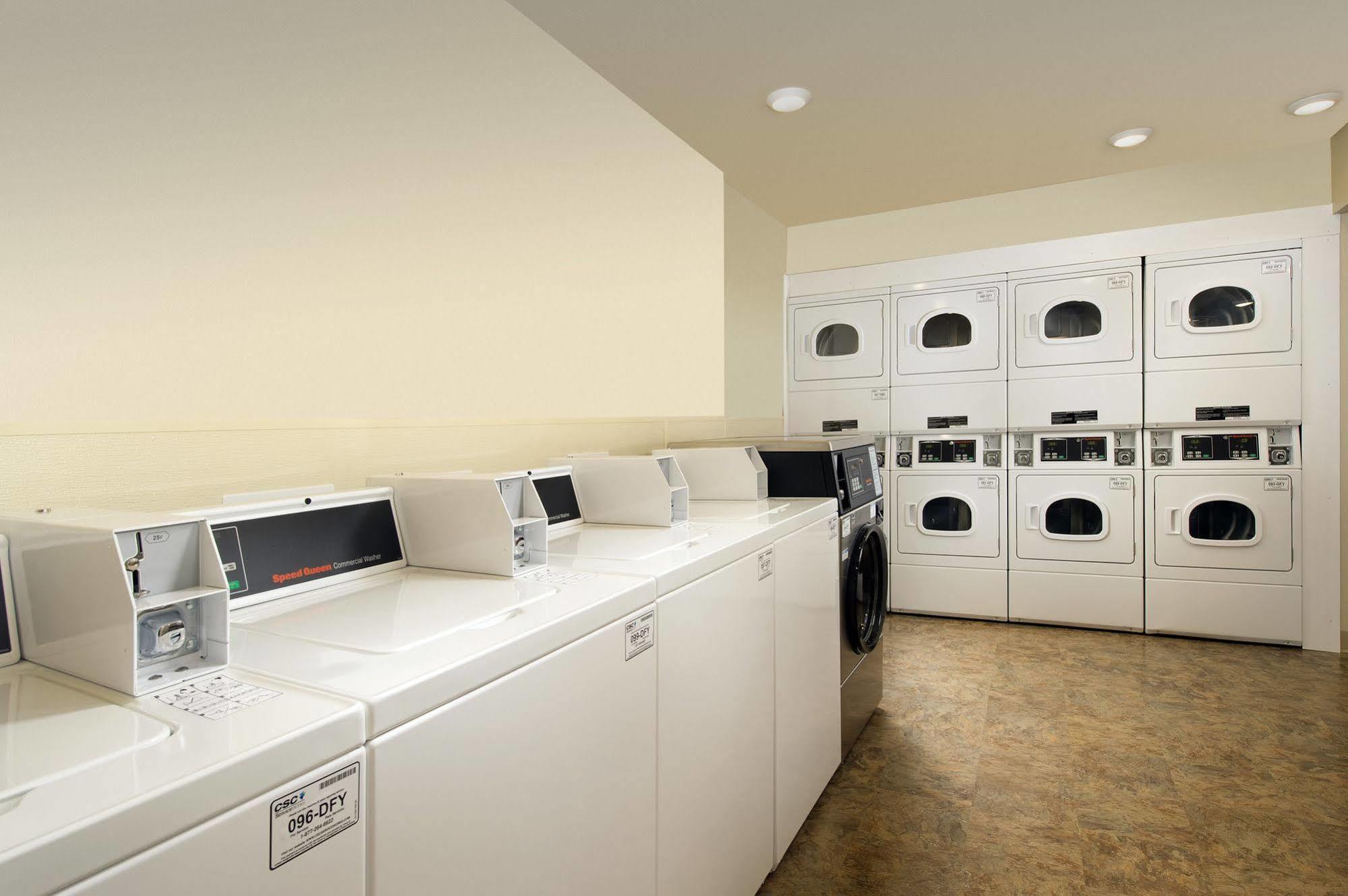 Extended Stay America Select Suites - Fort Lauderdale - Airport - West Davie Exteriör bild